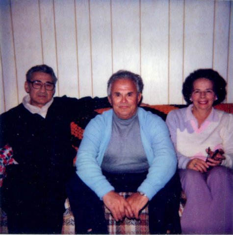 georgegingerelliwithjoeandannaditaranto.jpg