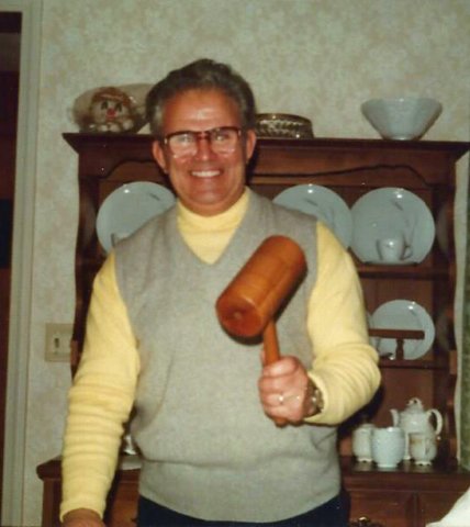 joeditarantoandhisgavel.jpg