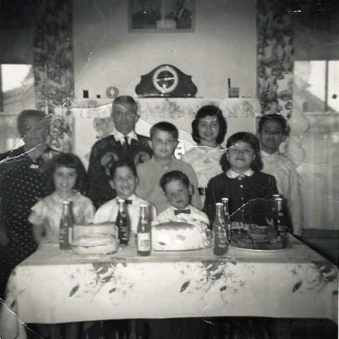 mamaandpapaditarantoandgrandchildren.jpg