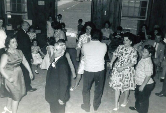 papaditarantodancing.jpg