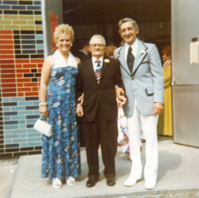 papaditarantowithrosemarieditarantoanddomenicgentile.jpg