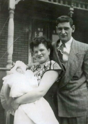 roseditarantoandlarrygentilewithlarryjr.jpg